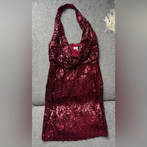Brand New w/ Tag β Simons Burgundy Sequin Dress, Size M β Stunning Party Look! - Picture 3 of 10